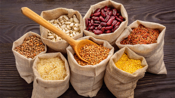 腎臟不好的人要均衡主食，粗細搭配、增加雜糧、雜豆類。