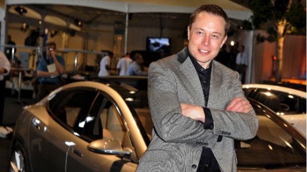 湯姆克魯斯搭乘馬斯克（Elon Musk）旗下公司「SpaceX」所製的太空船。