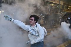 恐惧把大陆人原子化却让香港人连接得更紧密(图)