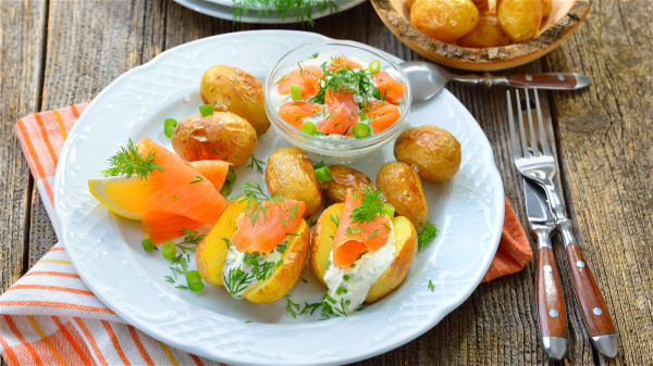 常吃馬鈴薯有利於高血壓和腎炎患者的康復。