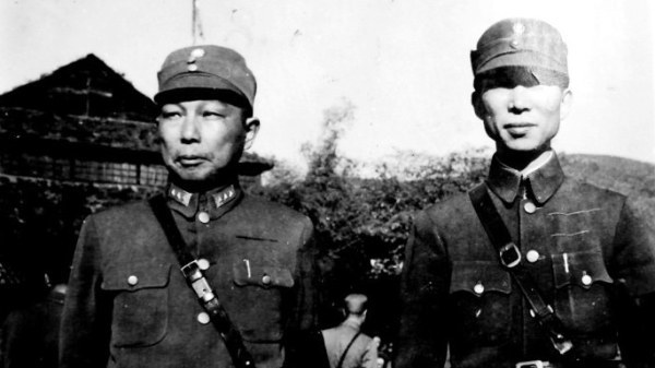 抗戰期間，楊森（左）與薛岳合影