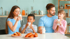 乳糖不耐症患者不能喝牛奶3大招改善(组图)