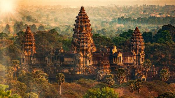 考古發現柬埔寨吳哥窟的地底下，有座長1500公尺、寬600公尺的巨型螺旋狀建築。