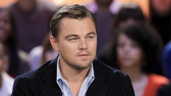 李奥纳多狄卡皮欧（Leonardo DiCaprio）和劳勃狄尼洛（Robert De Niro）一同呼吁民众乐捐协助对抗武汉肺炎。
