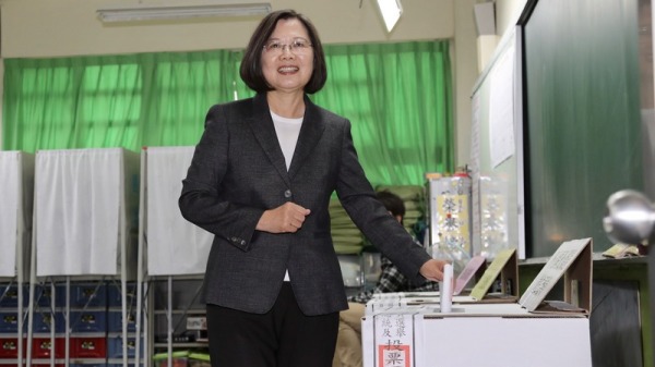 台湾大选：一张选票所代表的距离