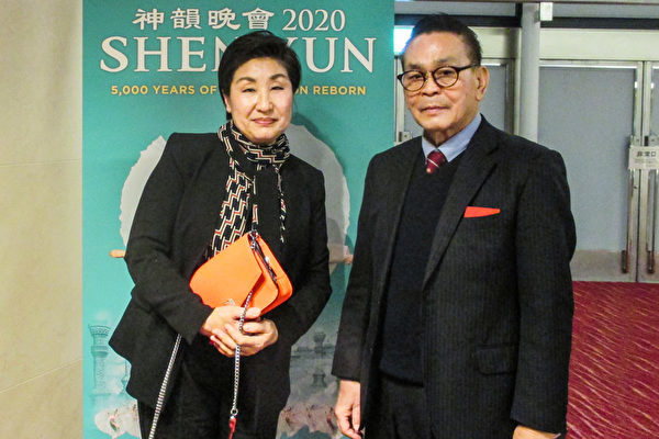 田嶋智恵（Tajima Chie）是千叶一家运输公司的董事，1月11日晚间，她与先生一起观看了神韵纽约艺术团在东京文京区市民音乐厅（TOKYO Bunkyo Civic Hall）的演出。