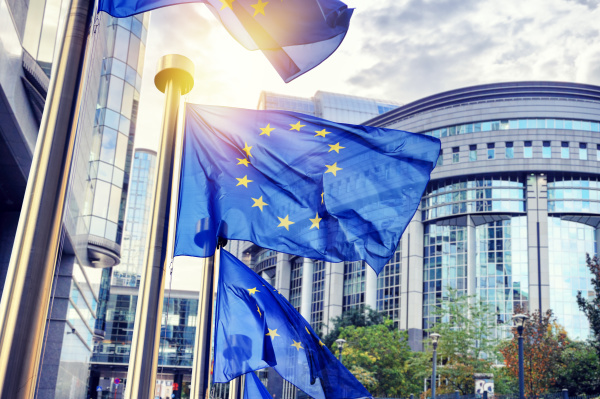 歐盟對北京管制晶元用金屬的出口表示質疑
