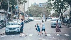 黑暗又真实的寓言:一个公益食堂的故事(图)