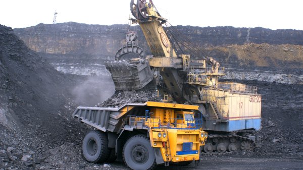 中国财政部宣布从5月1日起，将各种煤炭进口关税削减为零。