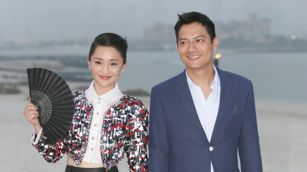 六年情断，大陆女星周迅与好莱坞华裔男星高圣远宣布离婚。