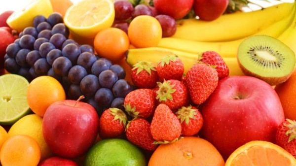 生活中必吃的3種水果，蘋果、香蕉、金橘降壓抗癌。