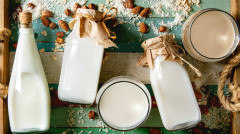 长期喝牛奶都会腹泻小心这种病找上门(组图)