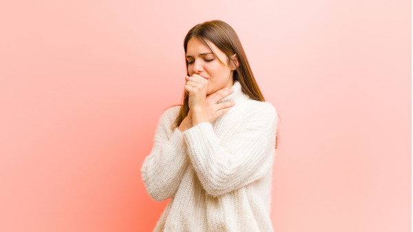 中醫說五臟六腑皆令人咳，咳嗽由感冒引起的最多。