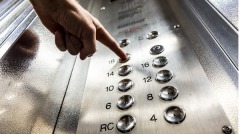 這樣就會感染韓公務員搭電梯默默無言60秒(圖)