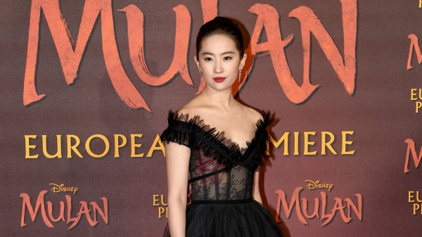 受武汉肺炎疫情影响，迪士尼公司近日第2度延后大陆女星刘亦菲主演的“花木兰”（Mulan）真人版电影上映日期，从7月24日再度延后至8月21日。