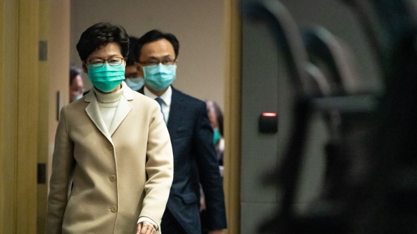 在香港政府藉着武汉肺炎疫情恶化为由宣布立法会改选延后一年之后，特首林郑月娥更意图推动“境外投票”，在大陆珠江口的大湾区设立投票站；就有学者对此批评。资料照。