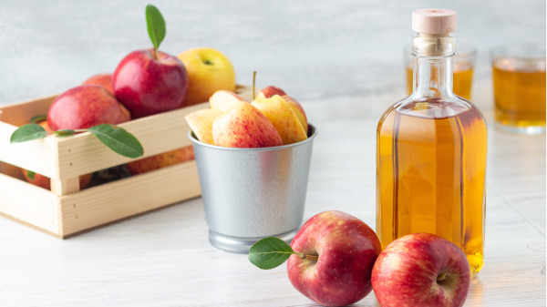 有機蘋果醋有許多益處。