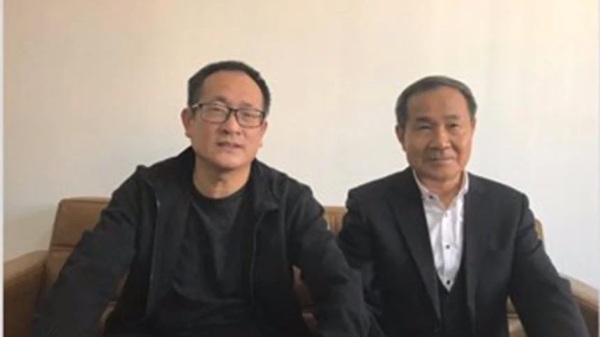 直到出狱，时隔5年，王全璋（左）才见到了自己的代理律师程海（右）。（图片来源：推特）