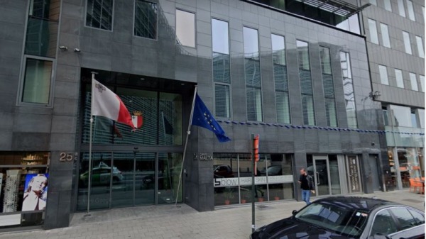 馬爾他駐布魯塞爾大使館，被法媒指中國在裏頭裝設了間諜裝置，以監視僅有幾步之遙的歐洲聯盟執行委員會（European Commission）總部