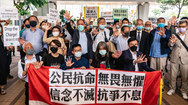 5名香港民主派人士獲高等法院批准申請，禁制港警搜查他們的電話，並於7日之後解封手機。資料照。