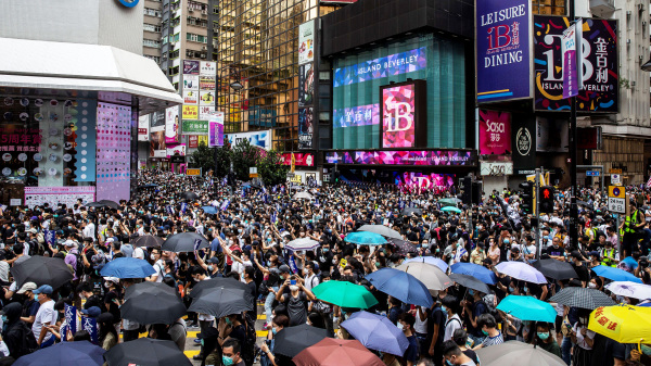 大批香港市民5月24日在铜锣湾一带参与“5.24 反恶法大游行”抗议北京强行在香港实施国安法