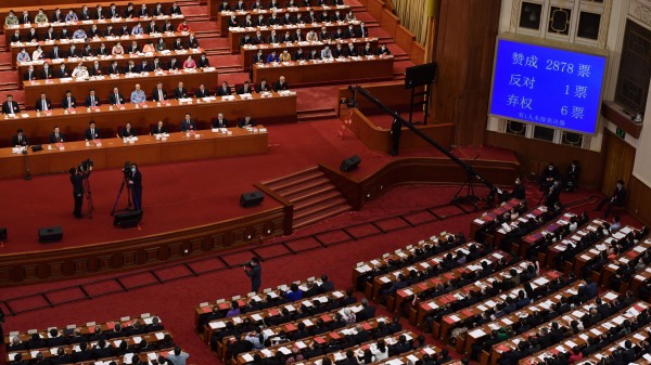 北京人大上月通过“港版国安法”决定案，而立法草案已交6月18日举行的人大常委会审议。（图片来源：NICOLAS ASFOURI/AFP via Getty Images）