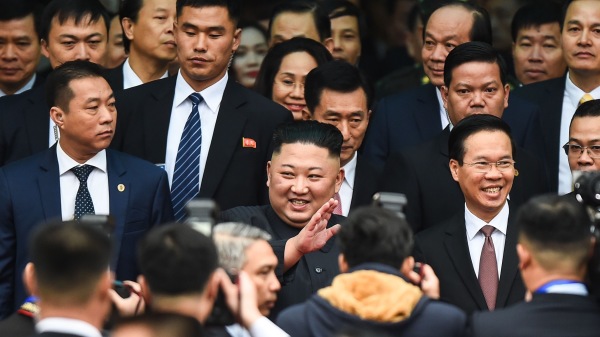 朝鲜中央报导称金正恩主持劳动党中央军委会第4次扩大会议，并在会上讨论提升“核战威慑力”。