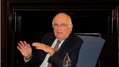 英国前秘密情报局MI6处长:中共病毒是人造(图)