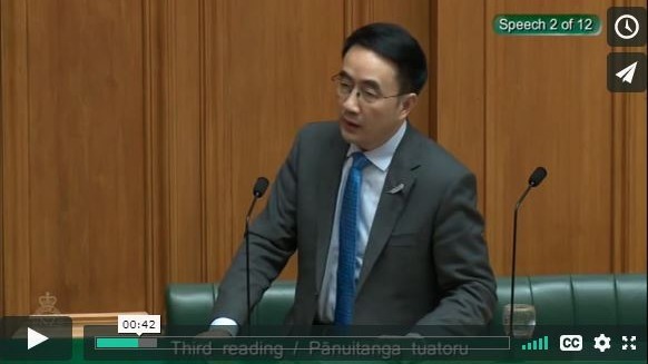 疑有共谍背景新西兰华人议员杨健突然宣布退出政坛