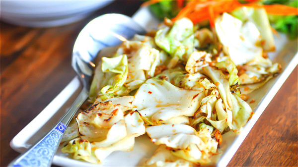 大白菜具有润肠通便、促进消化、利肠养胃、清热去火等多种功效。