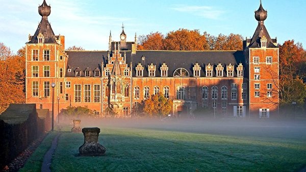 比利时鲁汶大学艾伦伯格城堡