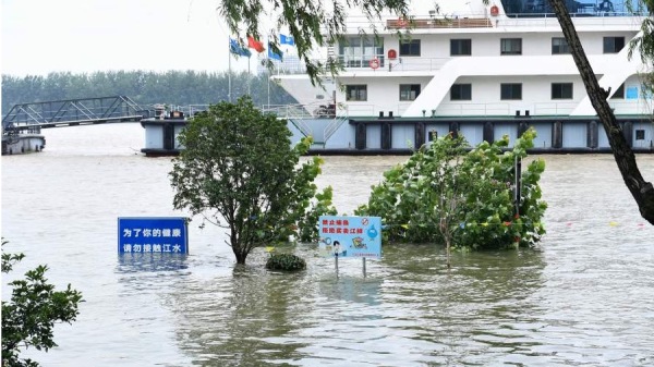 中国暴雨 洪灾 一江一河一湖