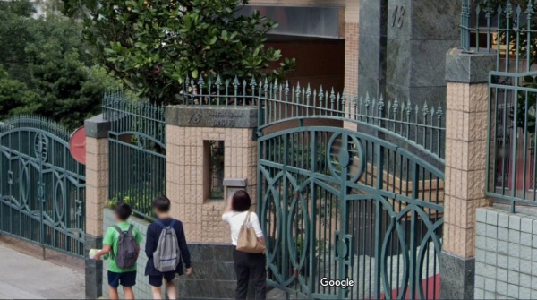 香港媒体记者在查访有选民登记的中联办物业期间，却发现由中联办全幢持有的住宅大厦，多数只有街道及门牌号码，且外墙没有大厦名称，即使是当区居民也难以知道来历。资料照。