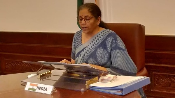 印度财政部长西塔拉曼