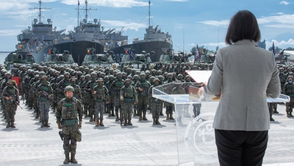 蔡英文總統慰勉海軍陸戰隊九九旅步二營。