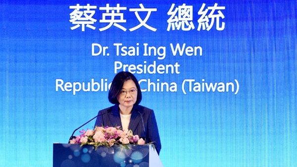 总统蔡英文30日晚间在脸书上发布文章表示哀悼，并强调：李前总统“让台湾成为台湾人的台湾”