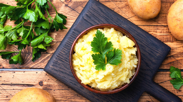 土豆可以和胃調中，使你的腸胃越來越健康。