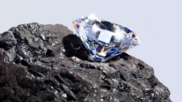 陨石坑藏“万亿克拉钻石”可供全球用三千年