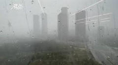 北京6预警齐发大暴雨致191个景点关闭2602个工程停工(视频图)