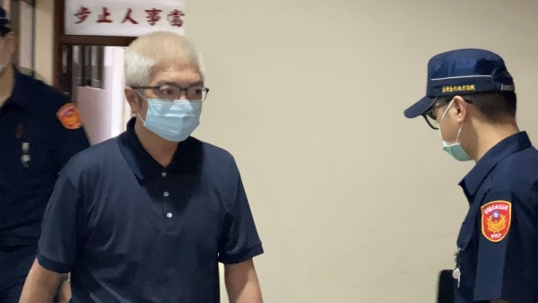 前国会助理陈惟仁等人涉共谍案，遭北检依违反国 家安全法起诉。