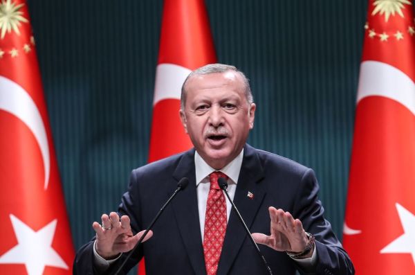 2020年8月10日在安卡拉总统府举行内阁会议后，土耳其总统埃尔多安向新闻界发表讲话。