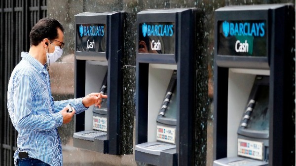 科技日新月异歹徒的手法也越来越精湛了，大家要小心啊！ATM诈骗“五大手法”。