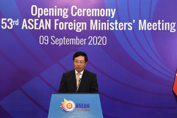 2020年9月9日，越南外交部長范平明在東南亞國家協會（Asean）發言。