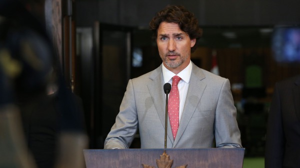 加拿大總理特魯多在渥太華舉行的新聞發布會上講話