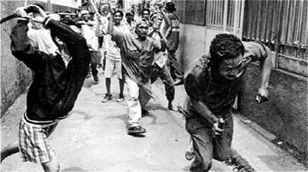 1965年9月30日，印尼发生了当地共产党政变事件，使中国的“输出革命”政策遭到一次惨重的挫败。
