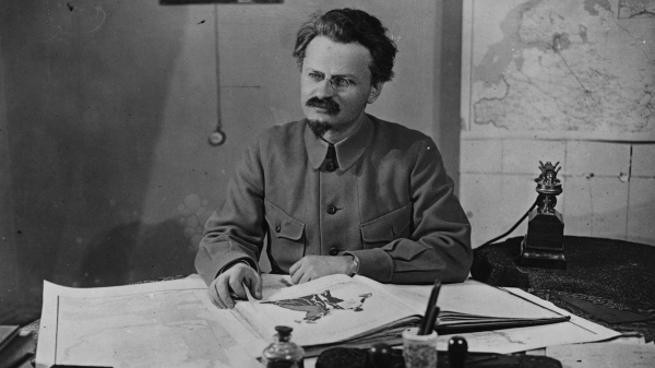 1922年，担任革命军事委员会主席时的托洛茨基。