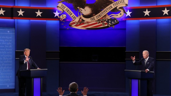 川普和拜登在9月29日的首場大選辯論中激烈交鋒（圖片來源：Scott Olson/Getty Images ）