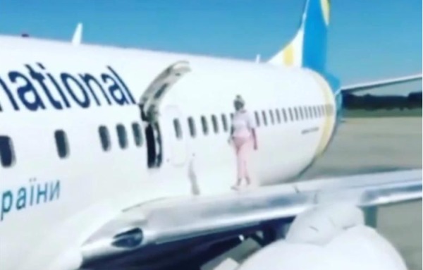 飞机 奇葩 乌克兰女子