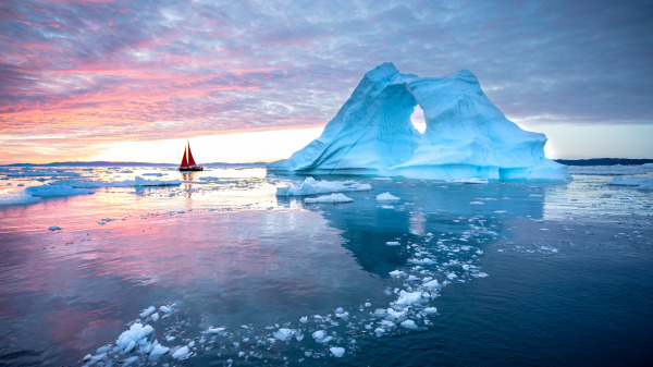 格陵兰岛的冰川的融化将会让整个世界的平均海平面大幅度上升。