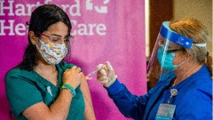 州议员打疫苗后又呈病毒阳性概率有多大(图)